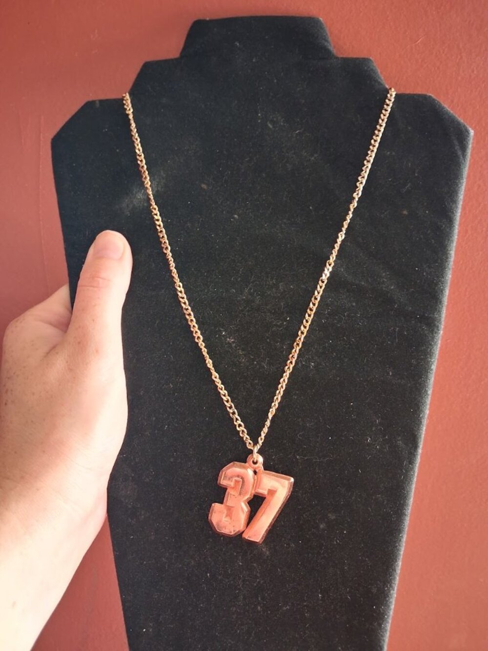 #37 MLBP 2003 Peter David necklace